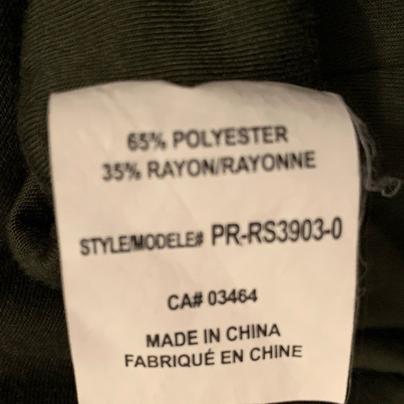 Ricki’s size M, dark green, with rushing in the front - Picture 8 of 11